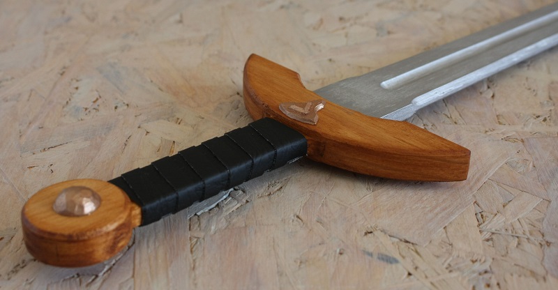 wooden sword medium 62 cm